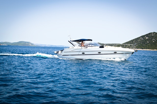 boat on the lake