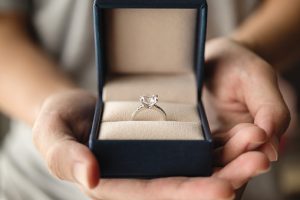 Top Reasons to Buy Custom Engagement Rings!